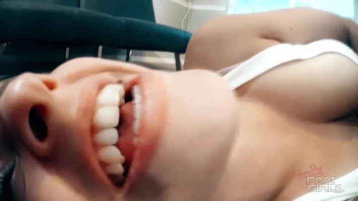 Bratty Foot Girls Eaten Or Crushed SFX