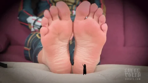 Bratty Foot Girls Super Vored SFX