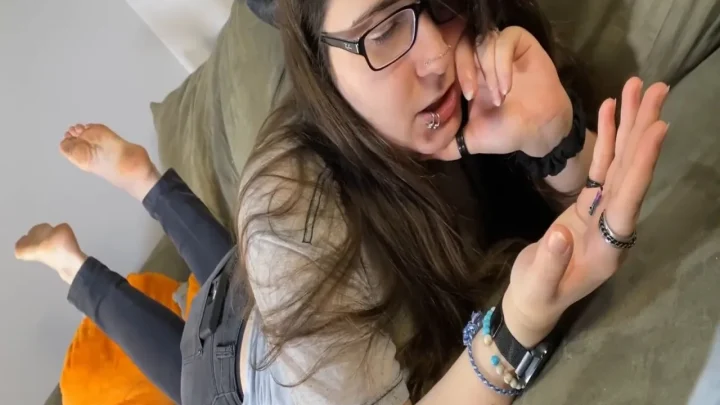 Canadian Giantess – Giantess Eclipse My Step Brother Homework Party SFX