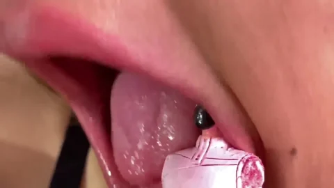 Colombian big ass – extreme domination of giantess with her lip