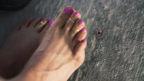 GiantessAve House Arrest
