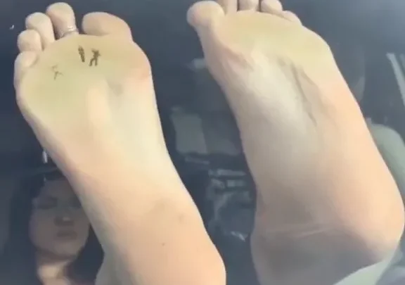 Giantess EditZ – Car Window Crush Sfx