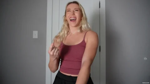 Keeks3005 – I Tried To Film Your Giantess Fantasy