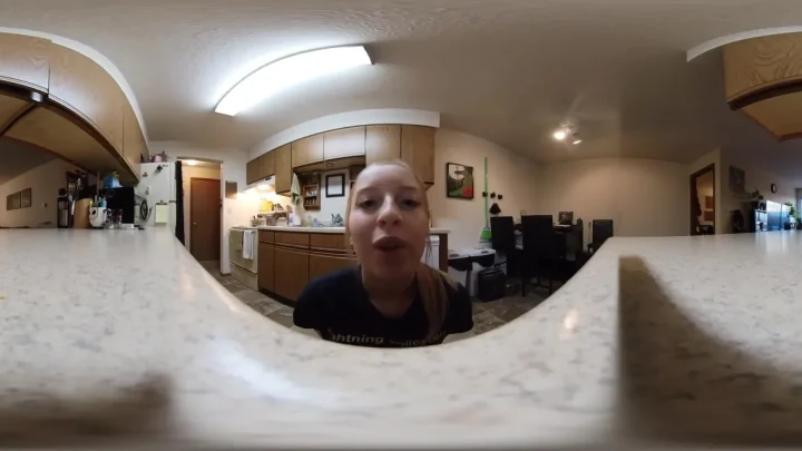 Zaurus Swallowed Alive VR