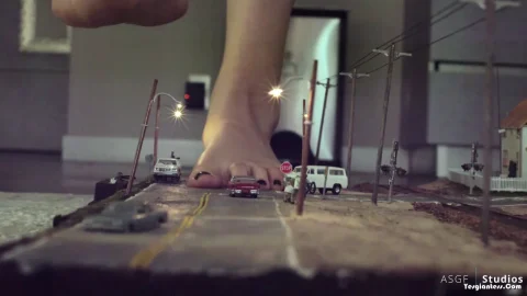 ASGF Studios – Giantess Girl Crushes the tiny town