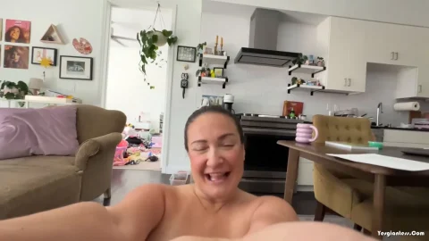 Chase Layne – Giantess foot ass and mouth tease