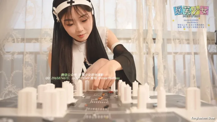Chinese Giantess – Asian gts crushing 2