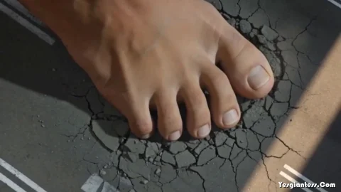 GTSAnon – Giantess Lizs First Crush
