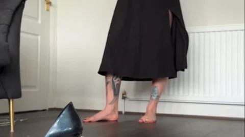 Sweetyfeetys 03 – Date with a Giantess Gone wrong