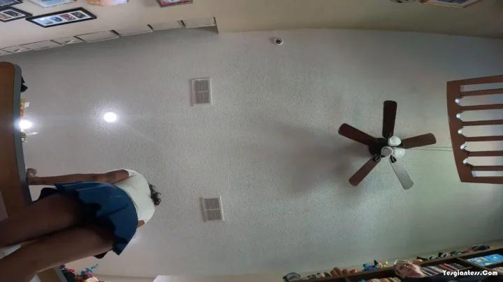WorldUnseenFilms – Floor POV