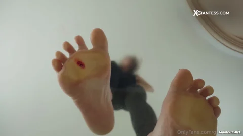 Xgiantess – Giantess Ella Thad Payed 80 To Get Shrunken Down Amp Stepped On By Me
