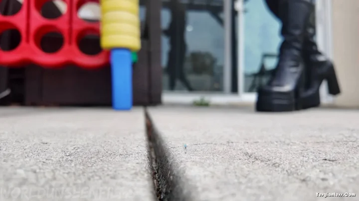 WorldUnseenFilms – Mega Boots 2