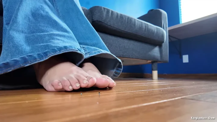 WorldUnseenFilms – Monicas Feet