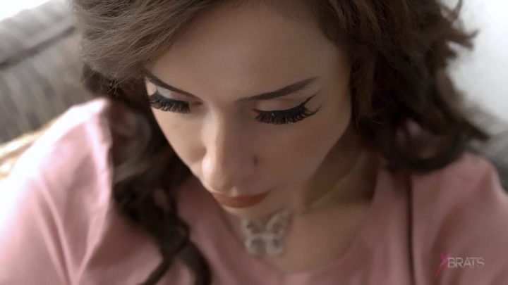 Bratty Foot Girls – Dont Meet Your Idols VFX Vore Film