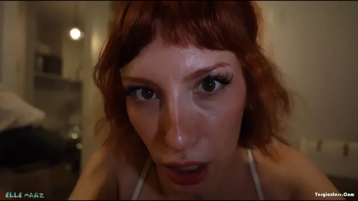 Elle Marz – Giant gf finds you