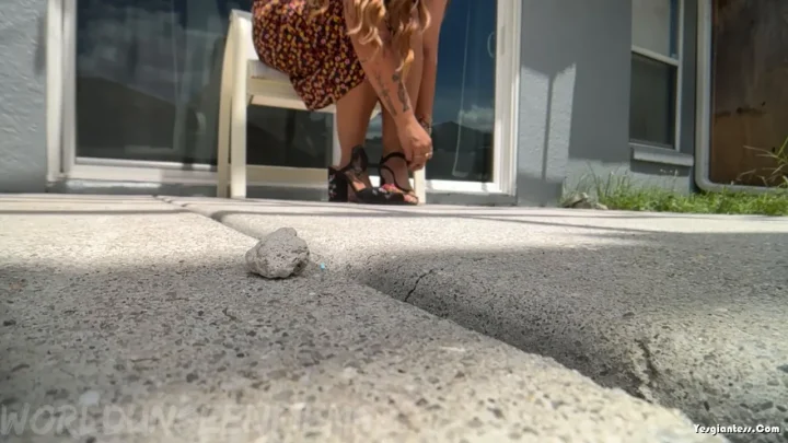 WorldUnseenFilms – Micro on the Patio Pt 2